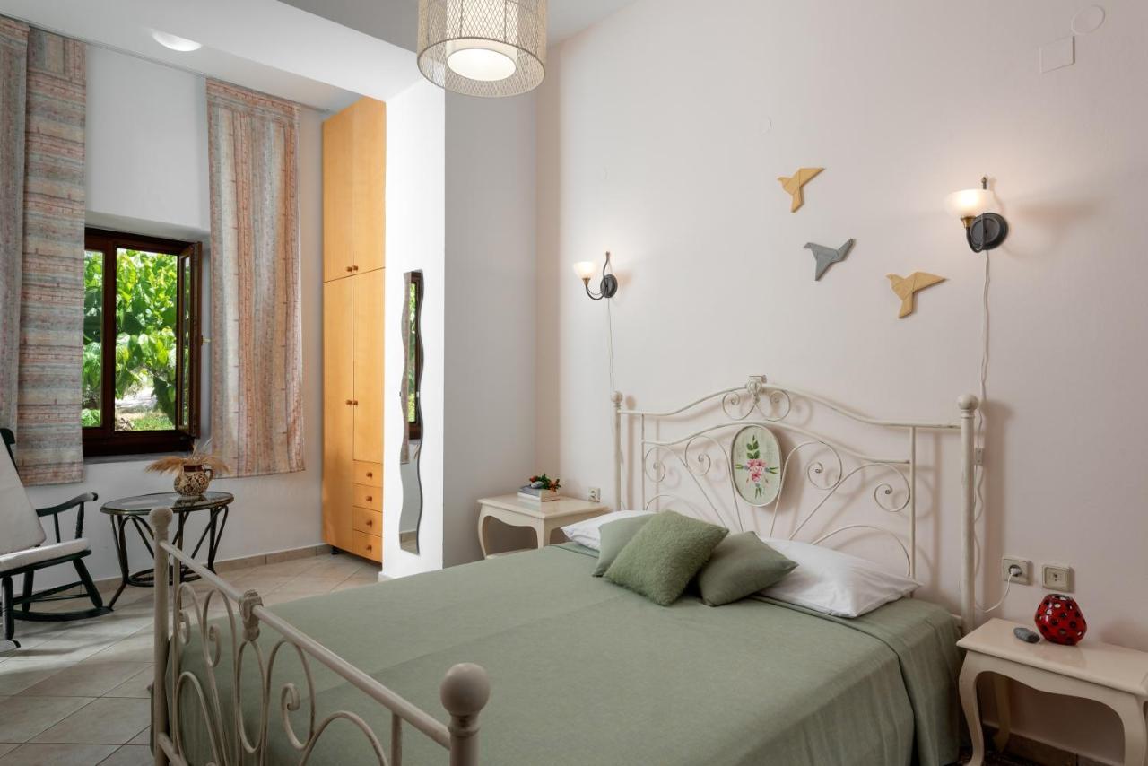 Aura Traditional Apartment Prinés Exteriér fotografie